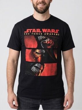 NWOT Star Wars The Force Awakens Kylo Ren Graphic Cotton T- Shirt Star Wars XL
